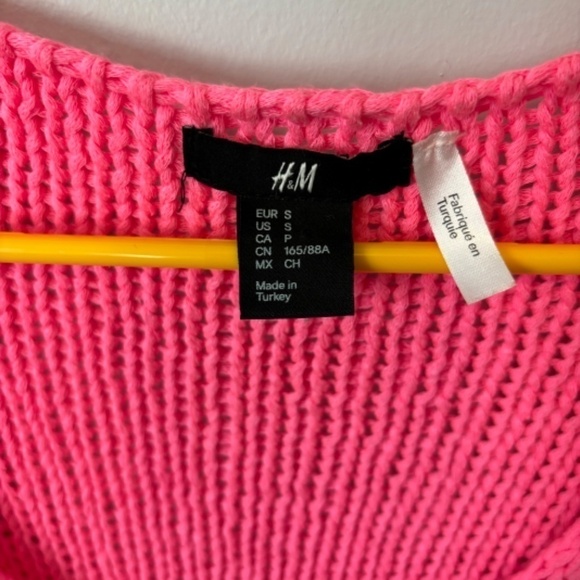 H&M Women's Cable Knit V-neck Long Sleeve Drop Shoulder Bright Pink Sweater SZ S - Picture 7 of 7